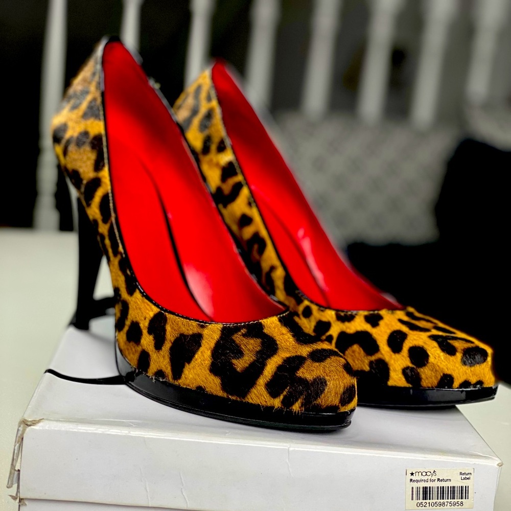 Nine West Pumps size 9